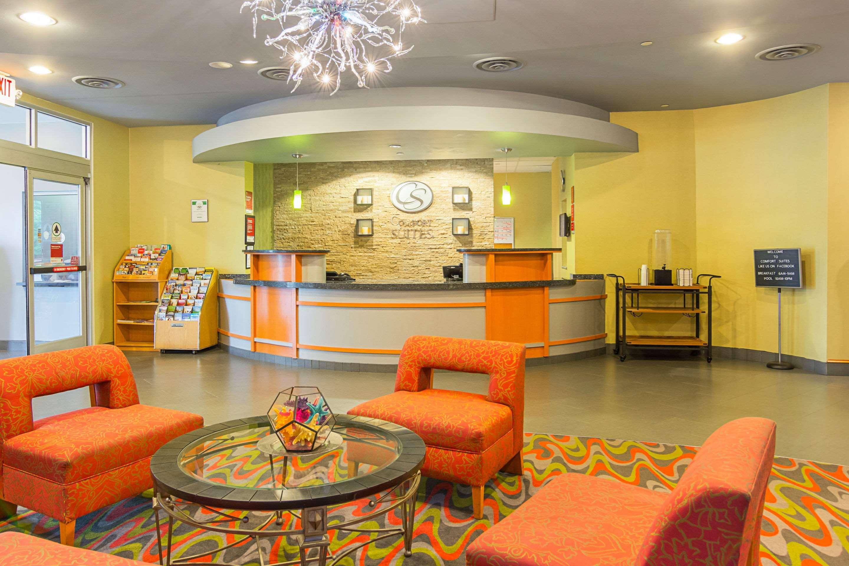 Comfort Suites At Virginia Center Commons Glen Allen Exterior foto